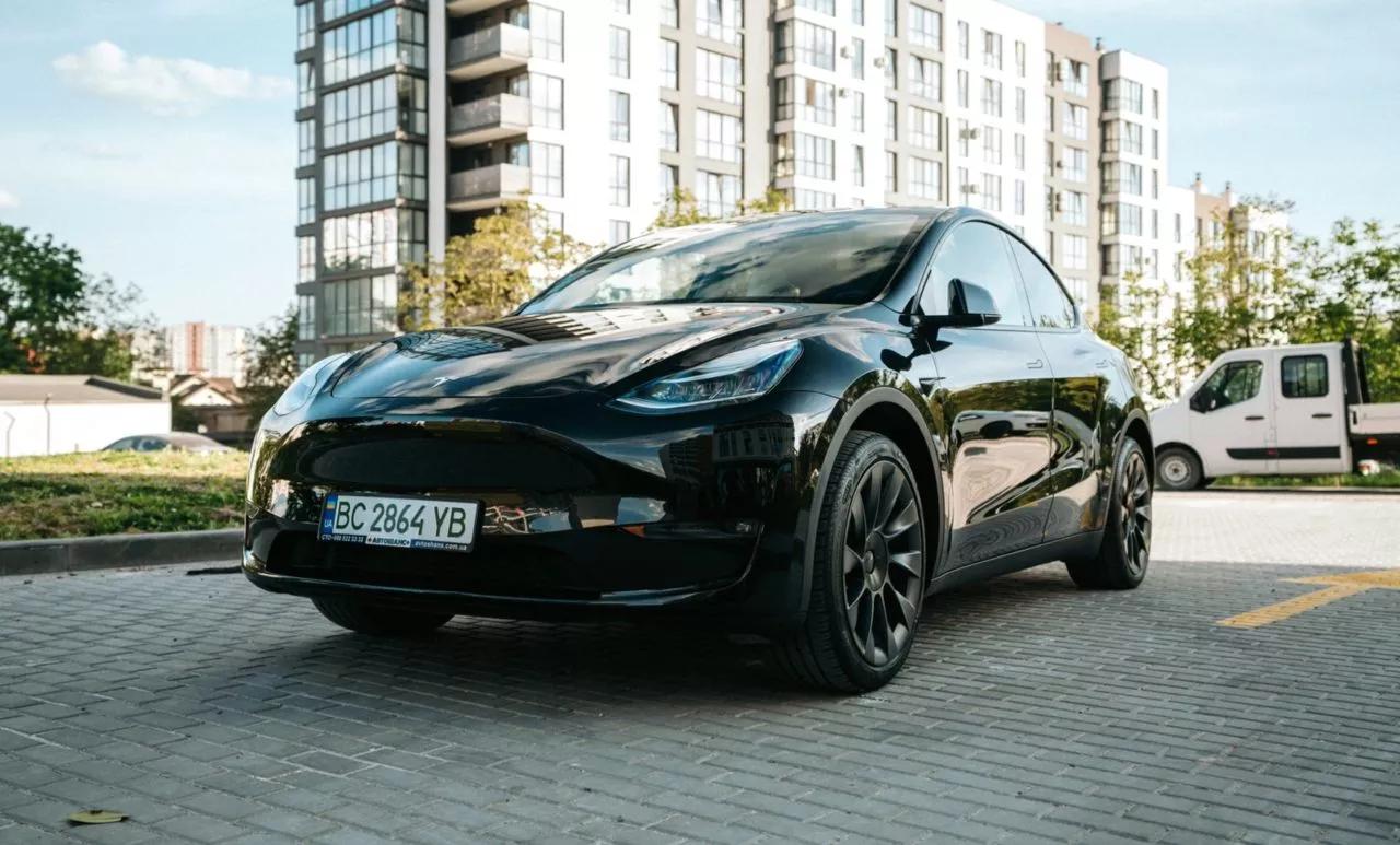 Tesla Model Y  82 kWh 2021thumbnail91