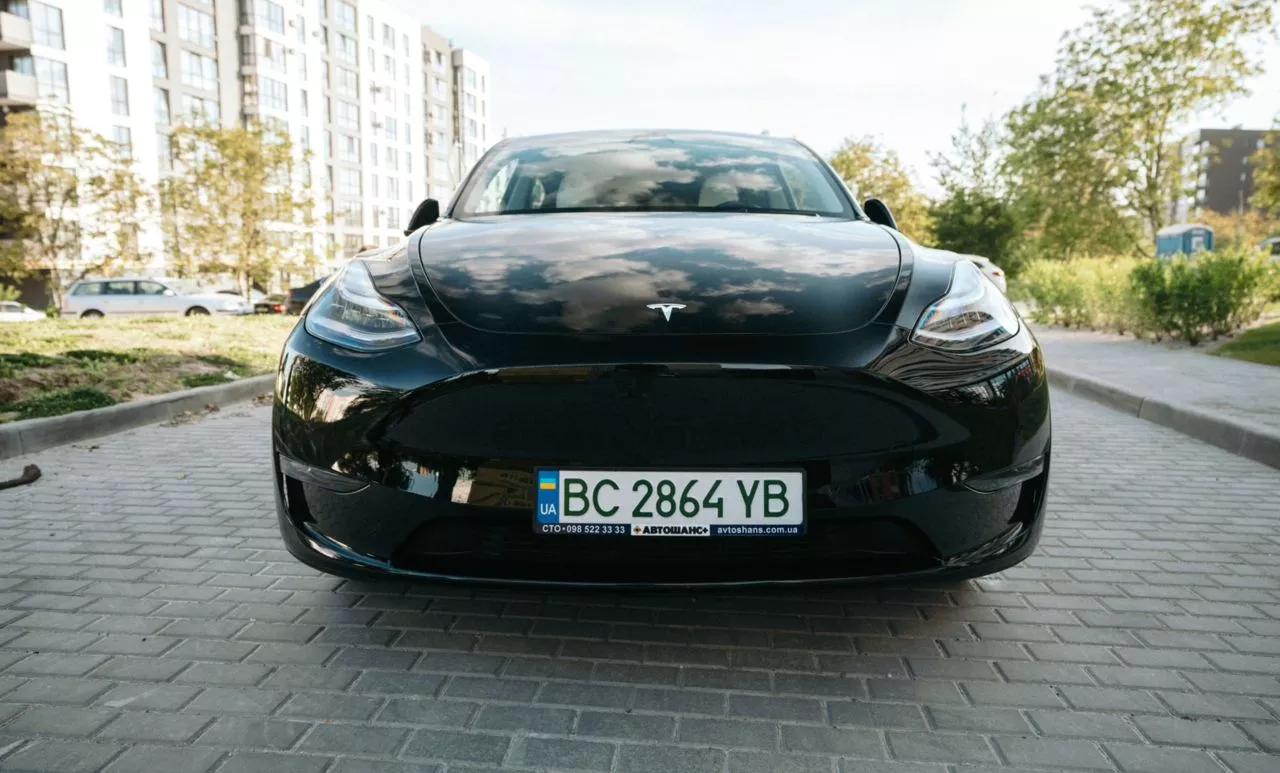 Tesla Model Y  82 kWh 2021thumbnail121