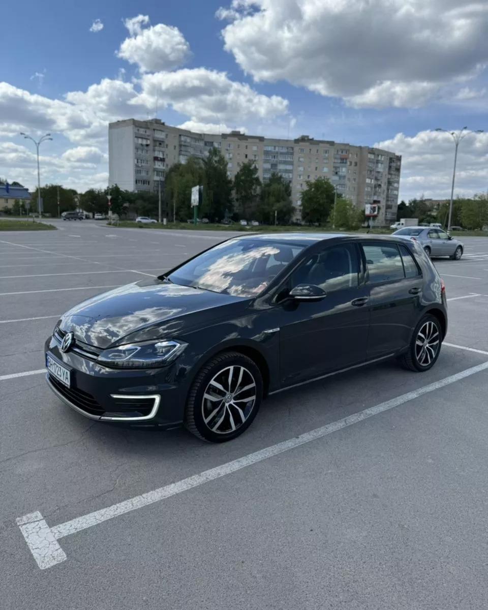 Volkswagen e-Golf  201911