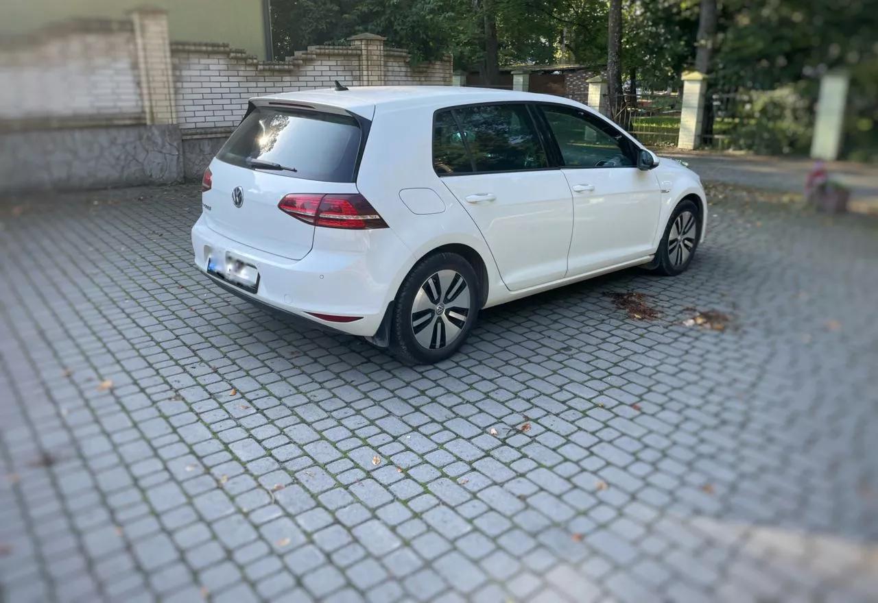 Volkswagen e-Golf  201681