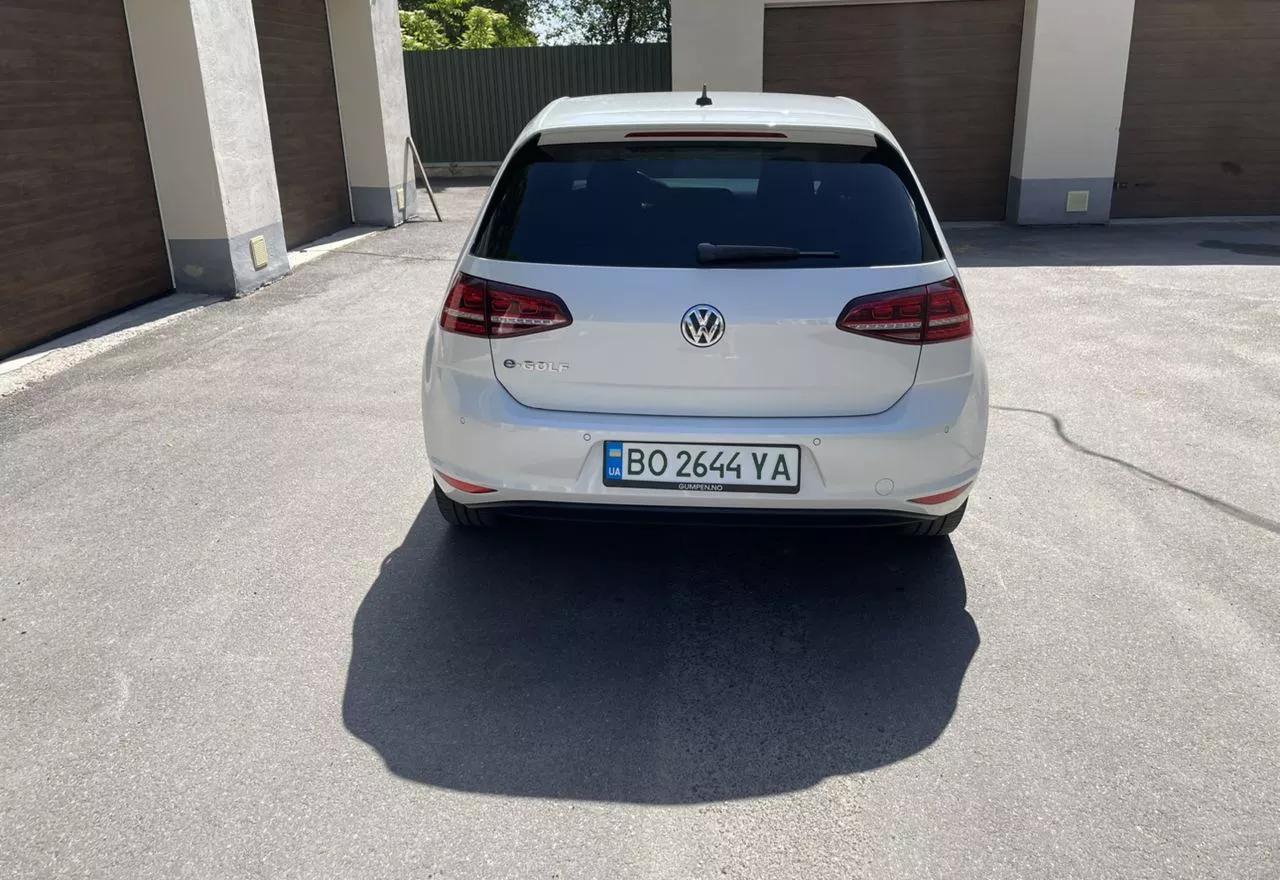 Volkswagen e-Golf  24 kWh 2015thumbnail161