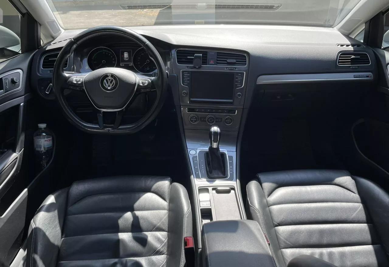 Volkswagen e-Golf  24 kWh 201551