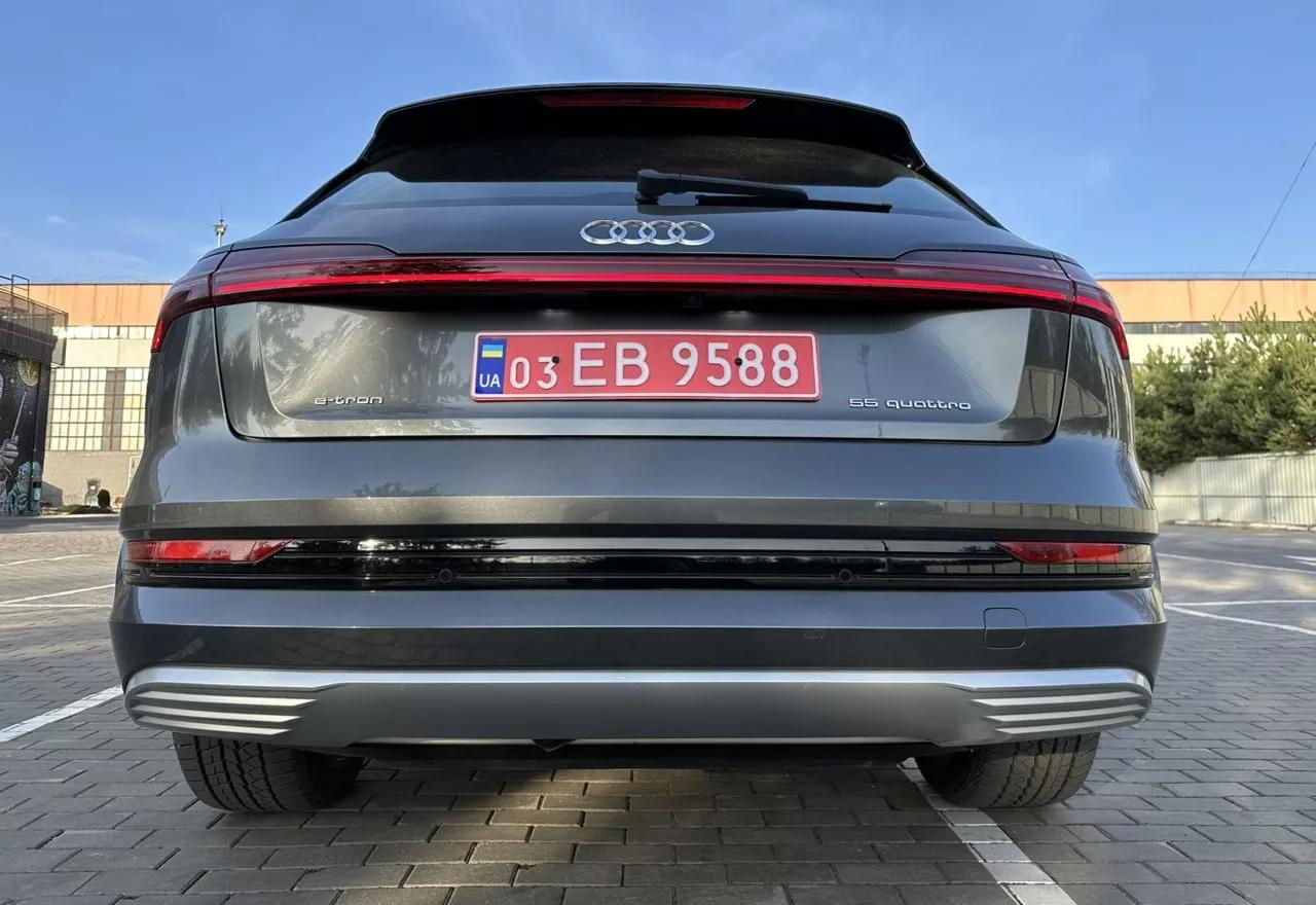 Audi E-tron  2019thumbnail441