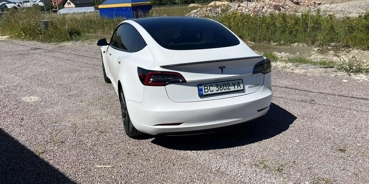 Tesla Model 3  80.5 kWh 2020thumbnail61