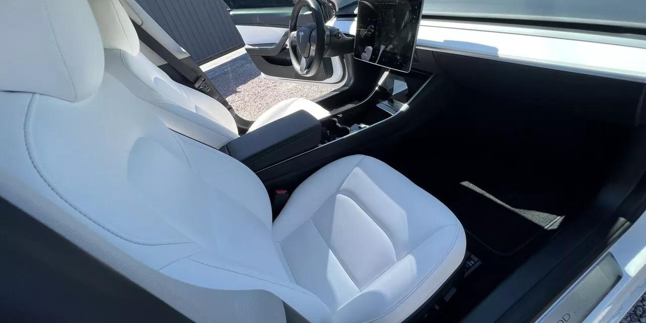 Tesla Model 3  80.5 kWh 2020thumbnail131