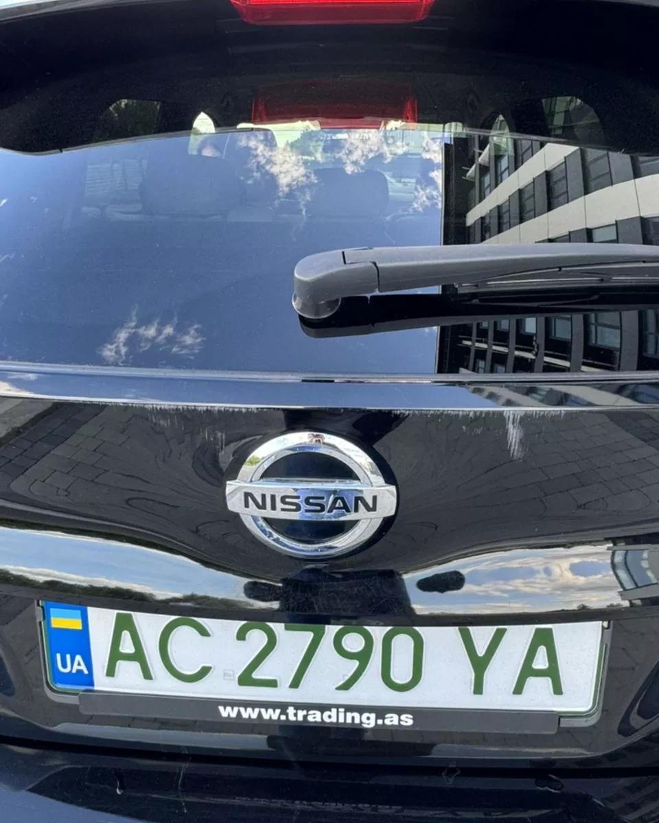 Nissan Leaf  2019381