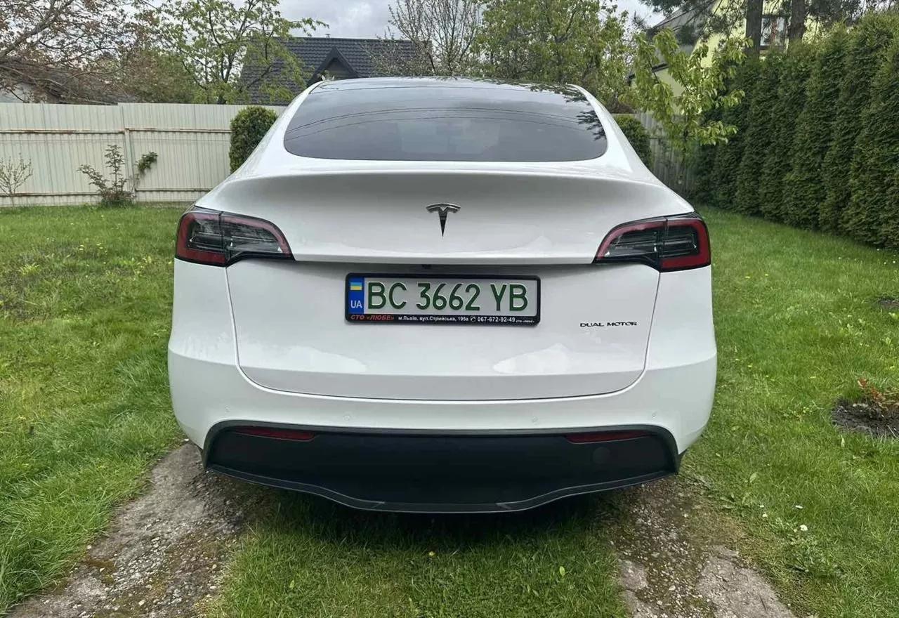 Tesla Model Y  80.5 kWh 202171
