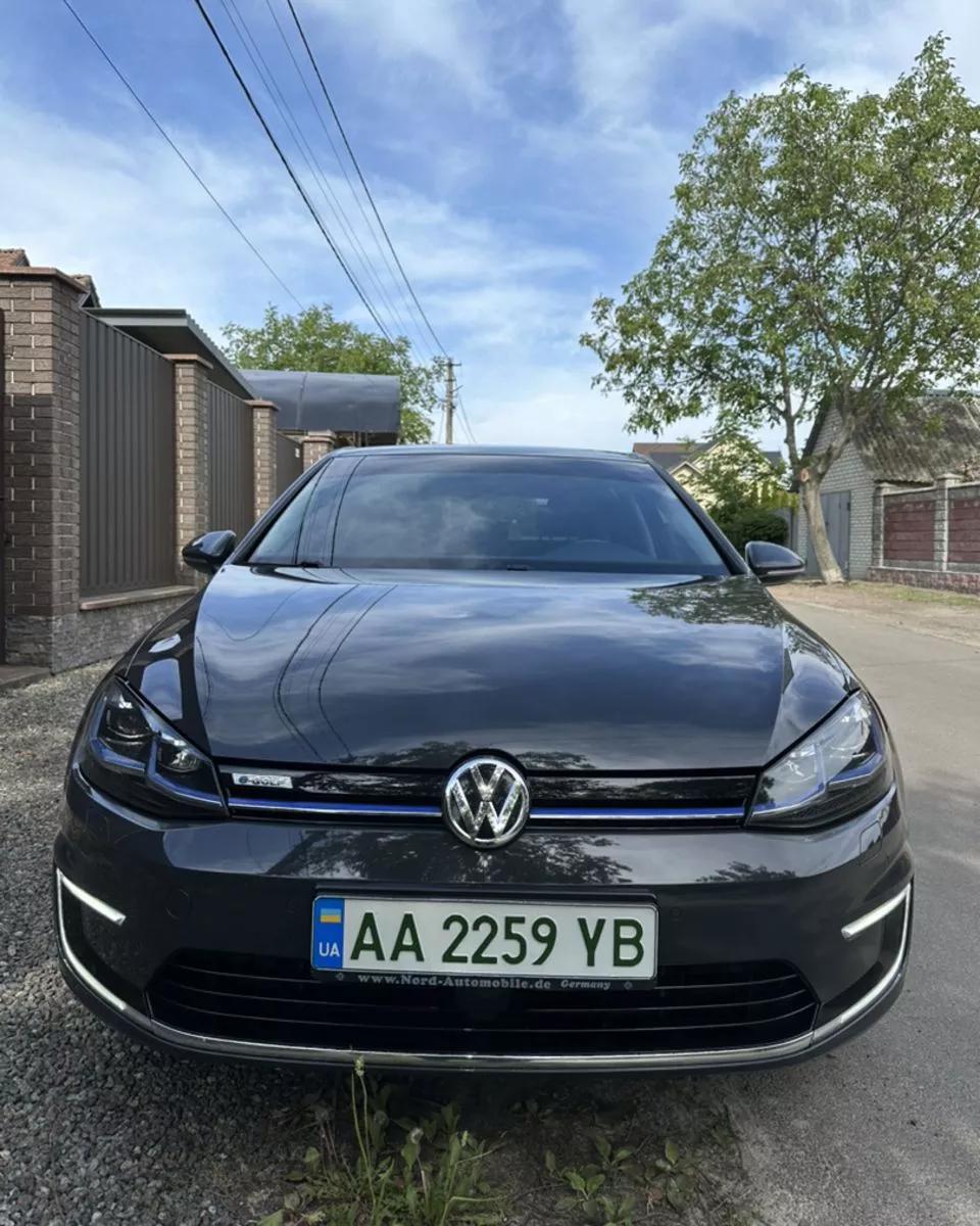 Volkswagen e-Golf  36 kWh 201721