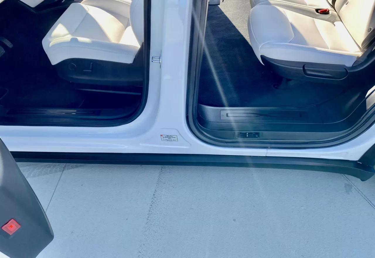 Tesla Model X  100 kWh 2018thumbnail381