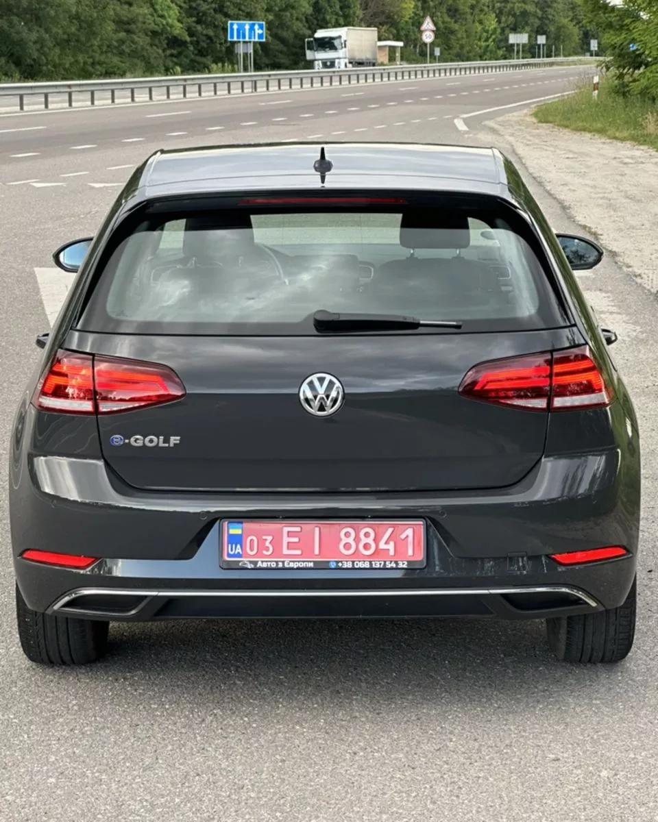 Volkswagen e-Golf  35.8 kWh 2020thumbnail481