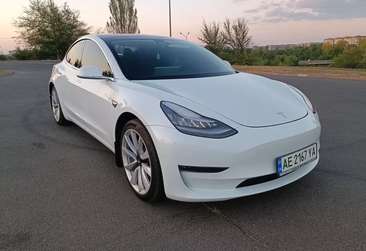 Tesla Model 3  80 kWh 201801