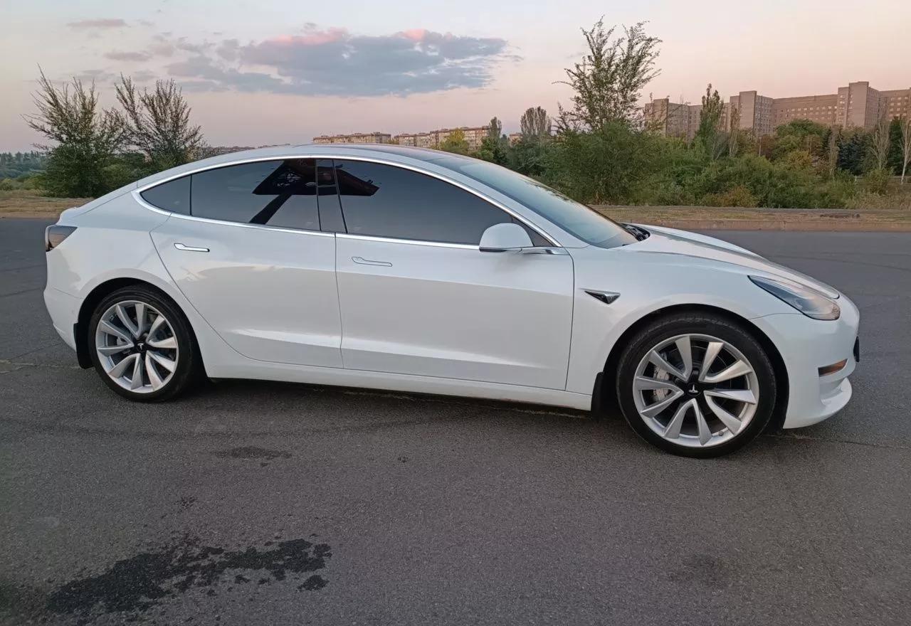 Tesla Model 3  80 kWh 201811
