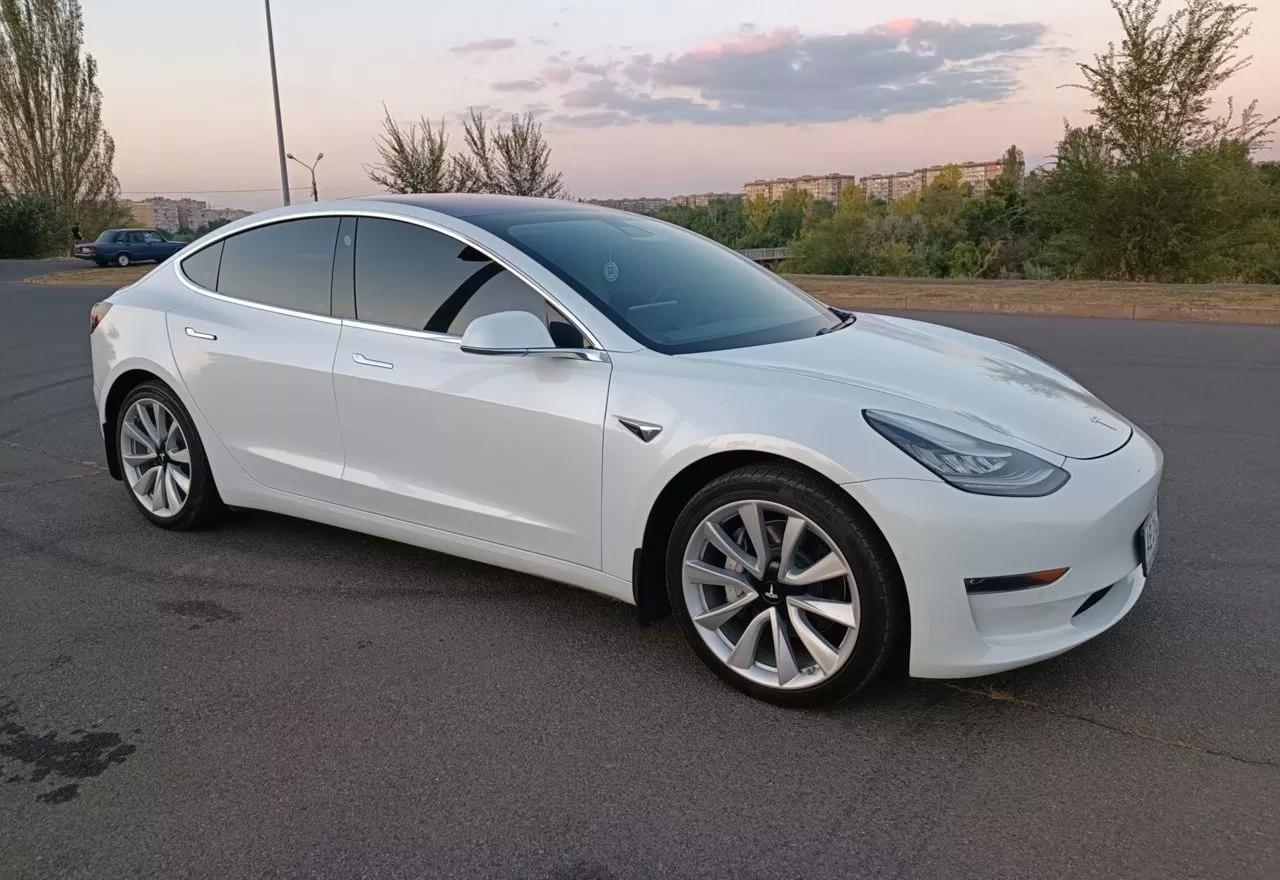 Tesla Model 3  80 kWh 201821