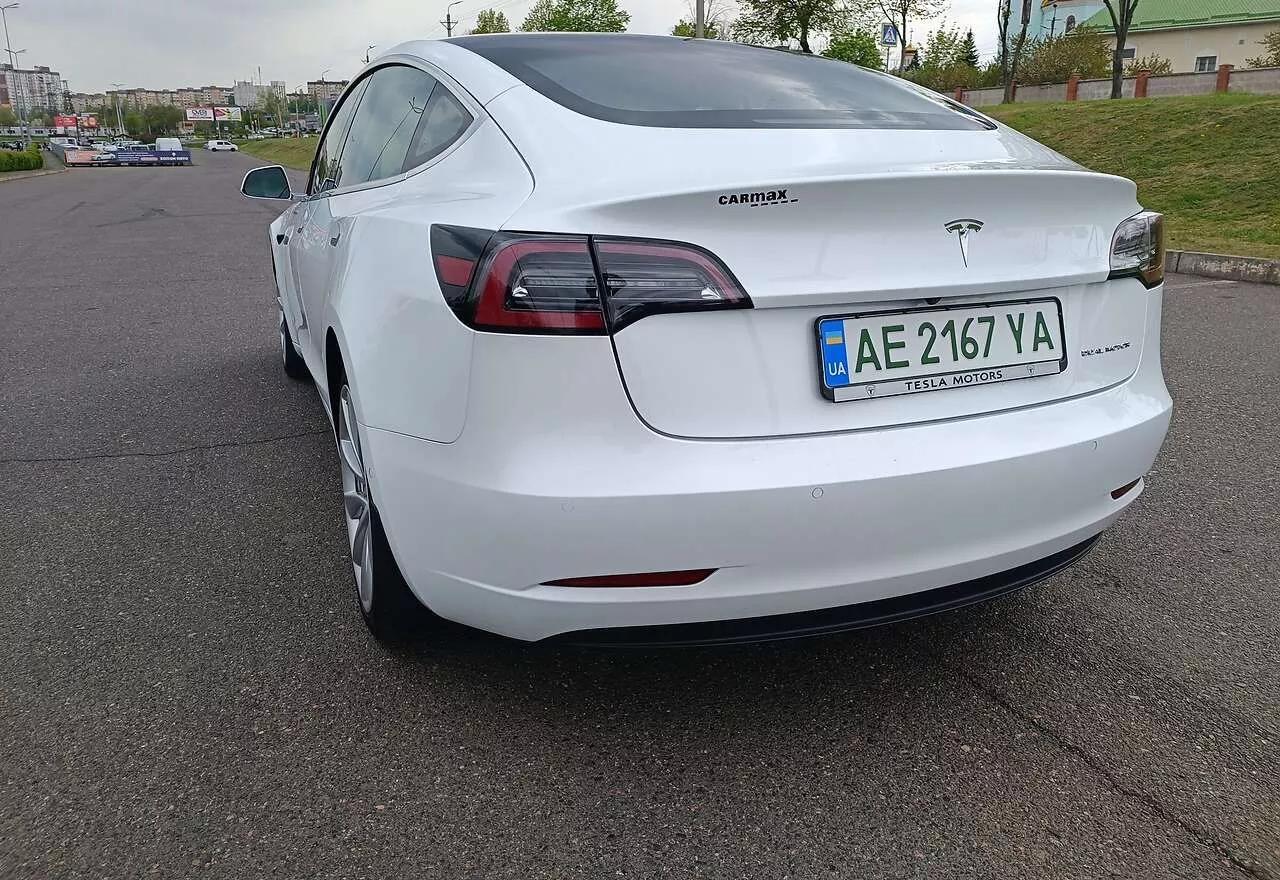 Tesla Model 3  80 kWh 2018thumbnail171