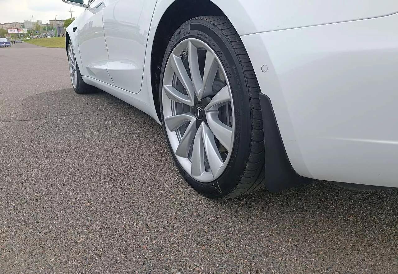 Tesla Model 3  80 kWh 2018thumbnail211