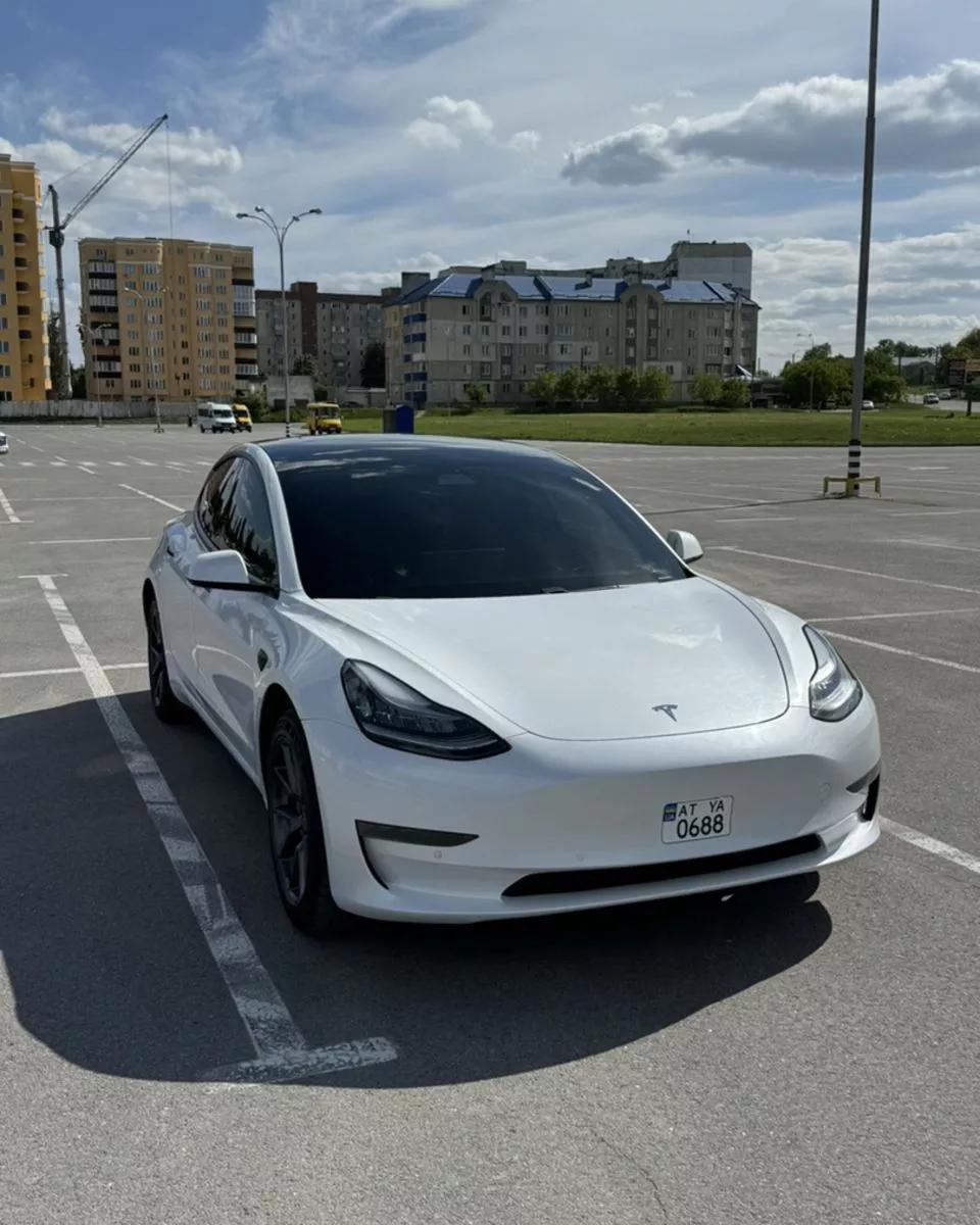 Tesla Model 3  60 kWh 202131
