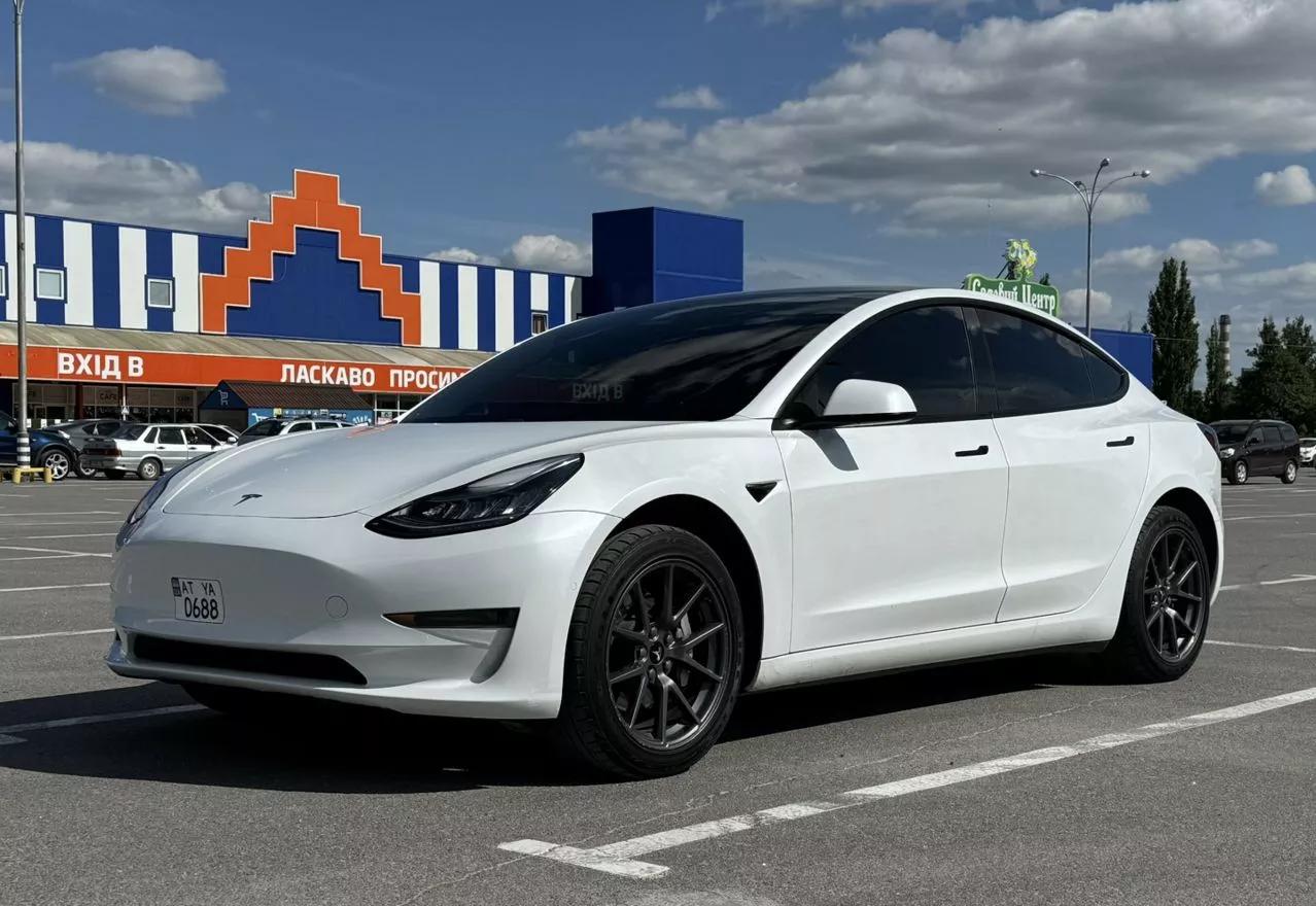 Tesla Model 3  60 kWh 202151