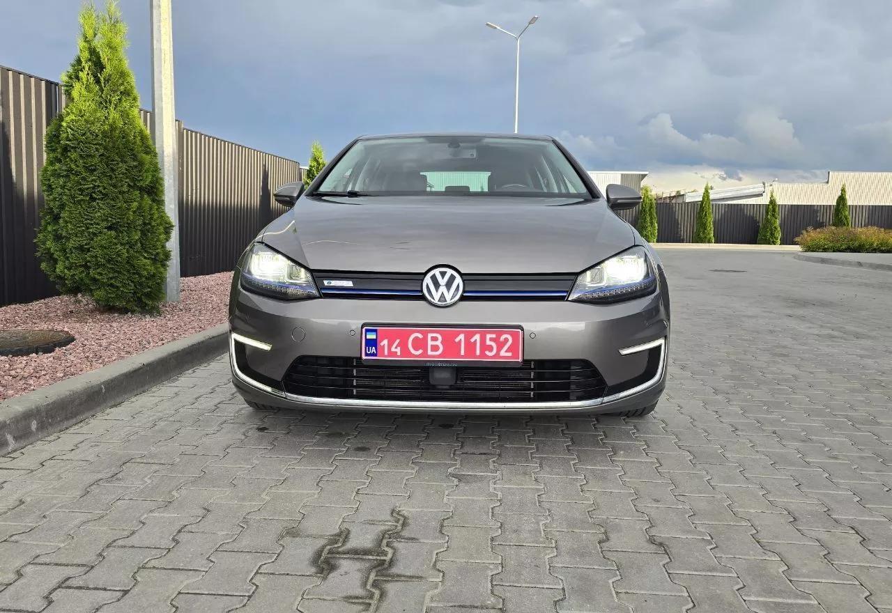 Volkswagen e-Golf  24 kWh 2015thumbnail111