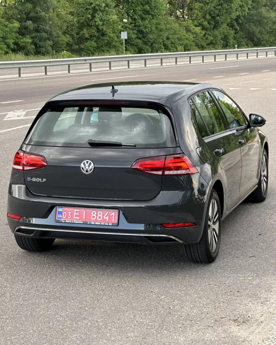 Volkswagen e-Golf  35.8 kWh 2020thumbnail451