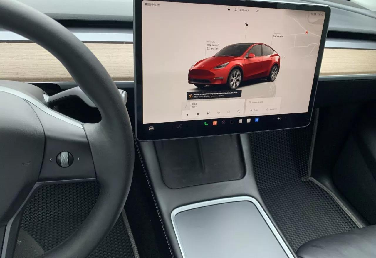 Tesla Model Y  75 kWh 2022211