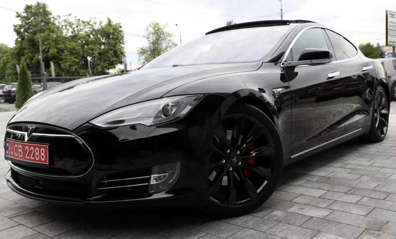 Tesla Model S  90 kWh 201611
