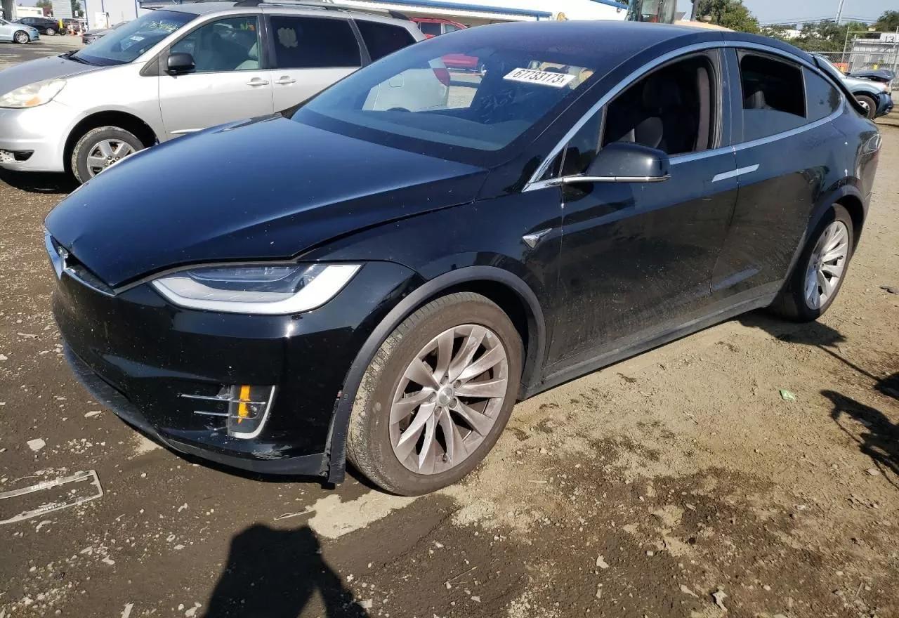 Tesla Model X  201911
