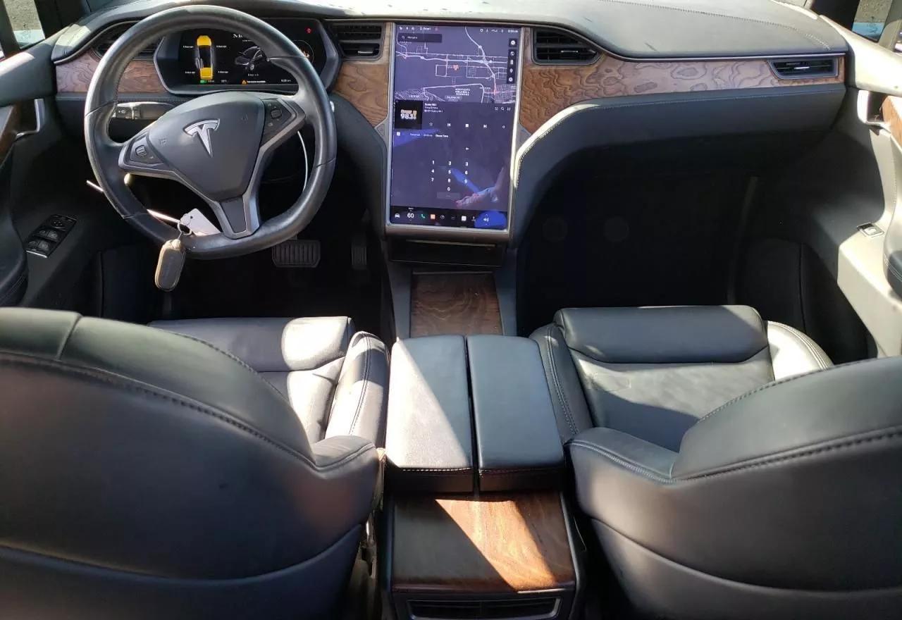 Tesla Model X  2019thumbnail61