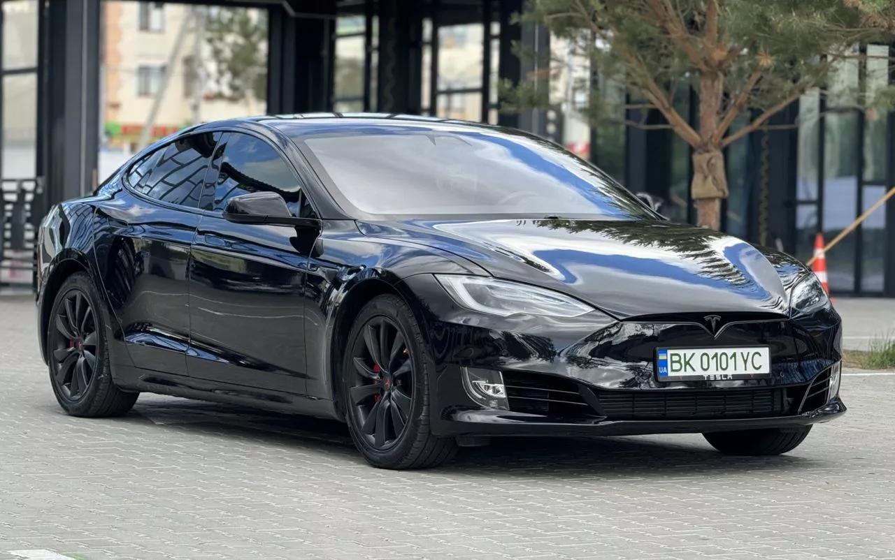 Tesla Model S  100 kWh 2018thumbnail01