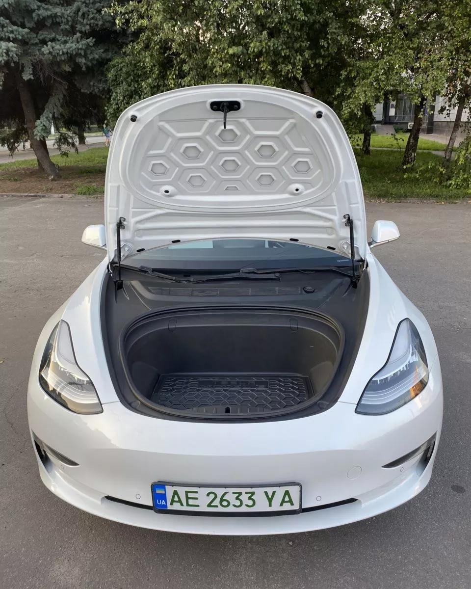 Tesla Model 3  63 kWh 201841