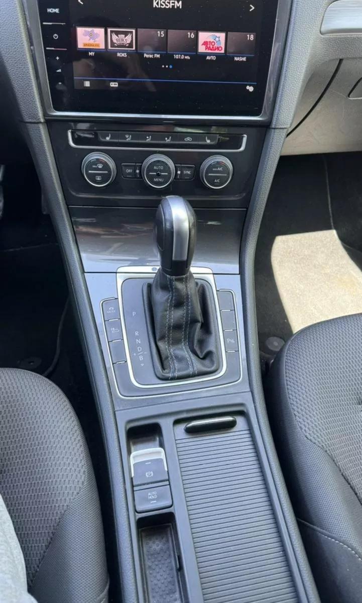 Volkswagen e-Golf  2019221