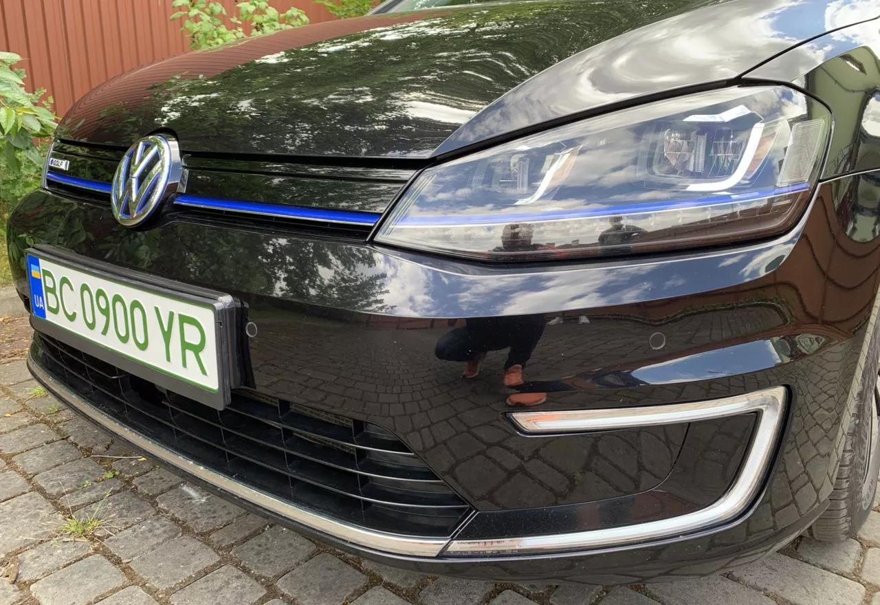 Volkswagen e-Golf  24 kWh 2015thumbnail241
