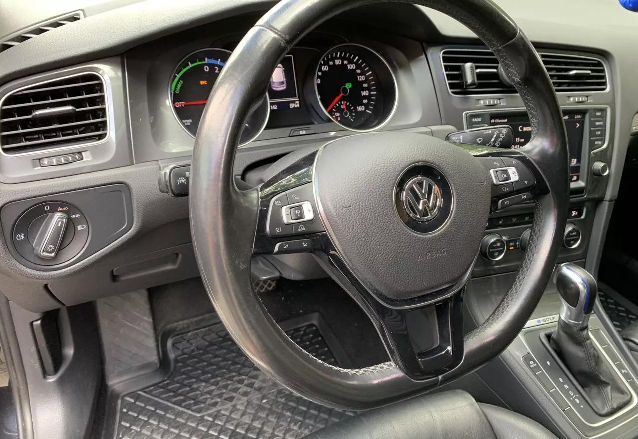 Volkswagen e-Golf  24 kWh 2015321