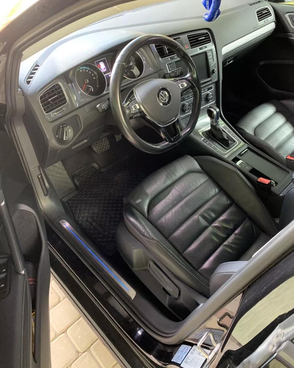 Volkswagen e-Golf  24 kWh 2015421