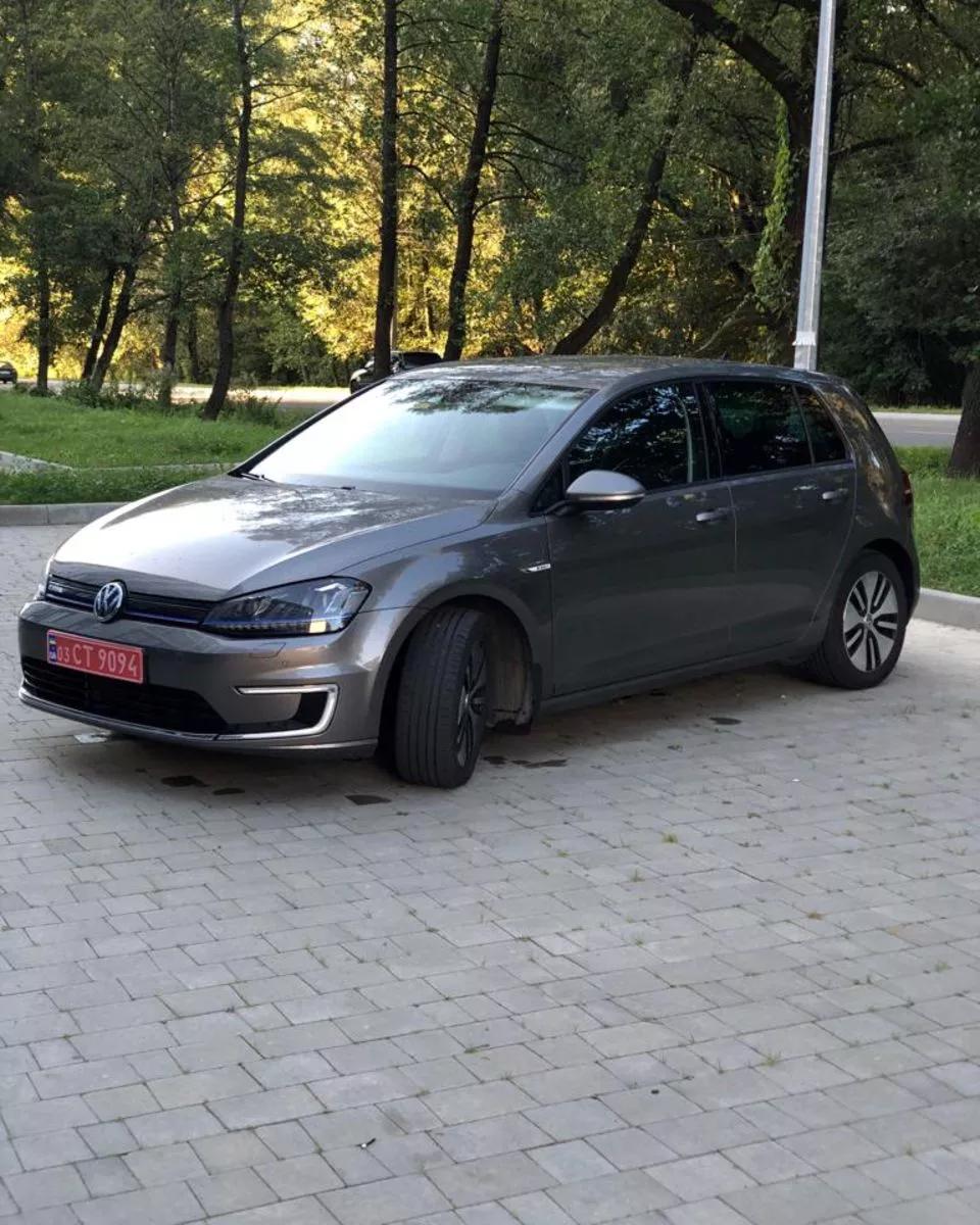 Volkswagen e-Golf  24 kWh 2017thumbnail51