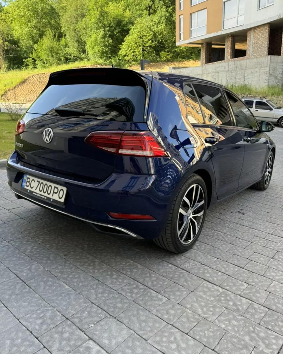 Volkswagen e-Golf  35.8 kWh 2019thumbnail71