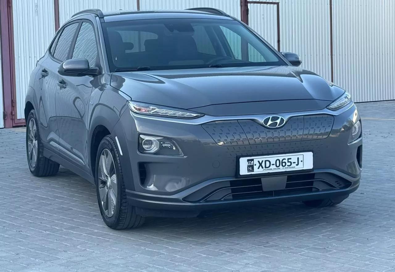 Hyundai Kona  64 kWh 2018thumbnail341