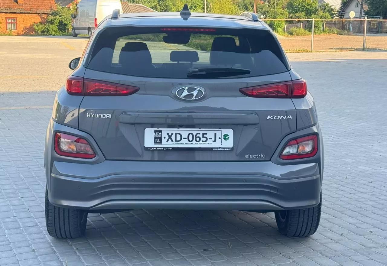 Hyundai Kona  64 kWh 2018thumbnail421