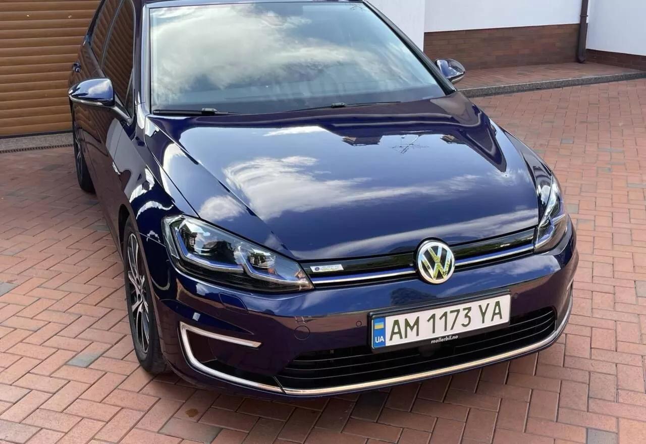 Volkswagen e-Golf  35.8 kWh 2019thumbnail11