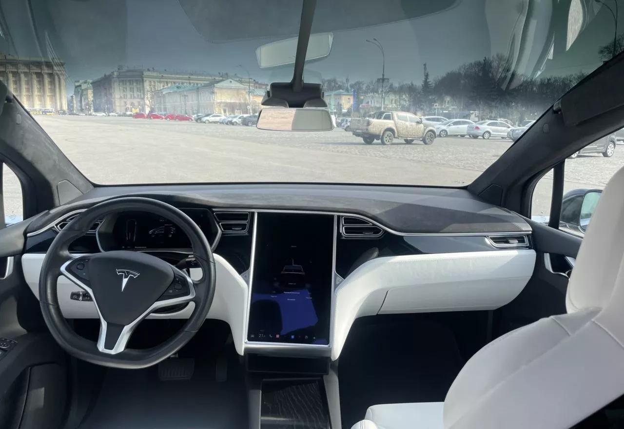 Tesla Model X  90 kWh 2017thumbnail61