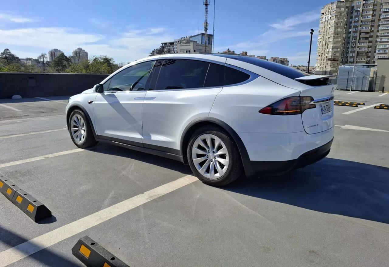Tesla Model X  75 kWh 2018171