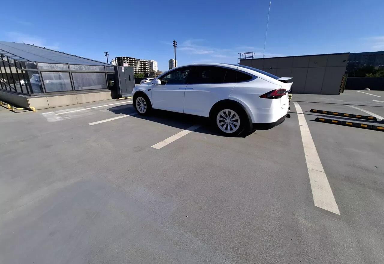 Tesla Model X  75 kWh 2018thumbnail461