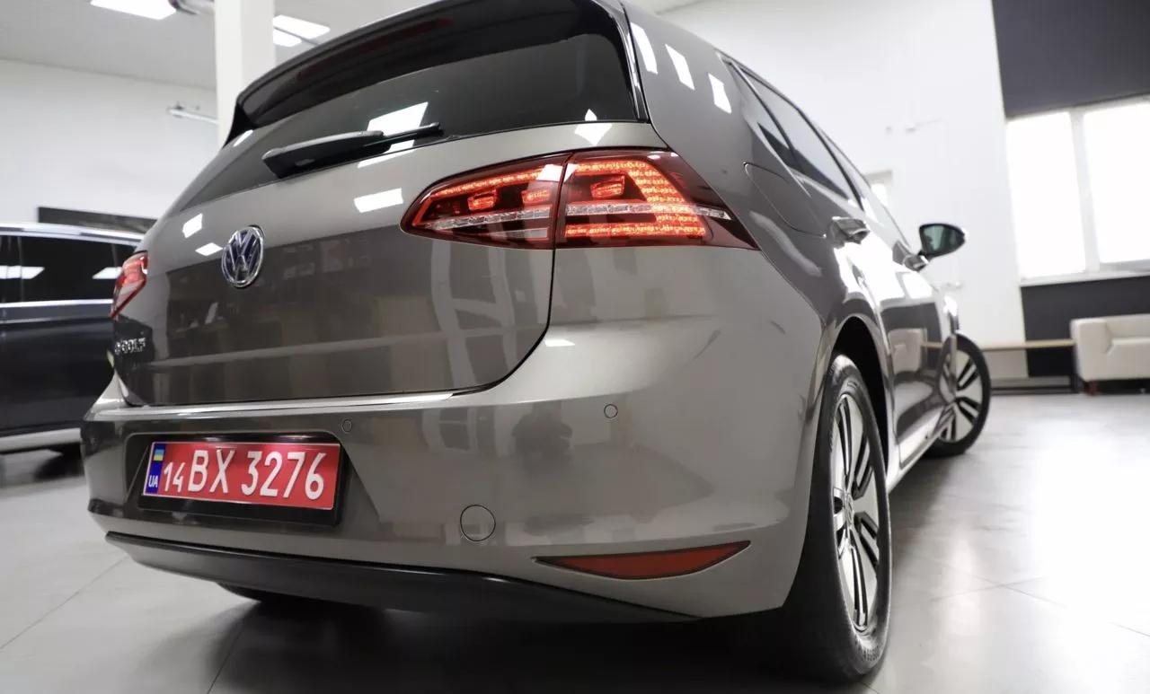 Volkswagen e-Golf  24 kWh 2015thumbnail191