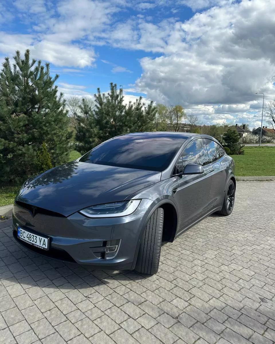 Tesla Model X  100 kWh 2019thumbnail01