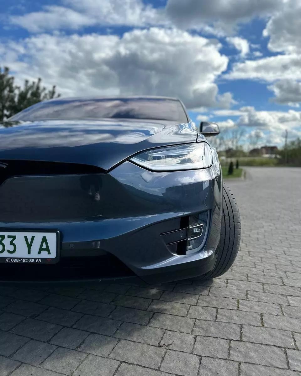 Tesla Model X  100 kWh 2019101