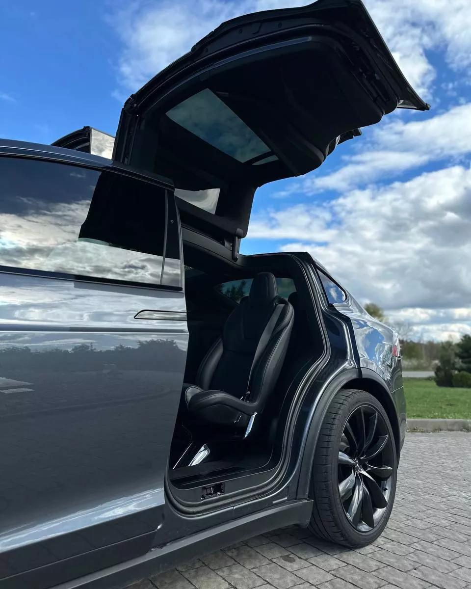 Tesla Model X  100 kWh 2019131