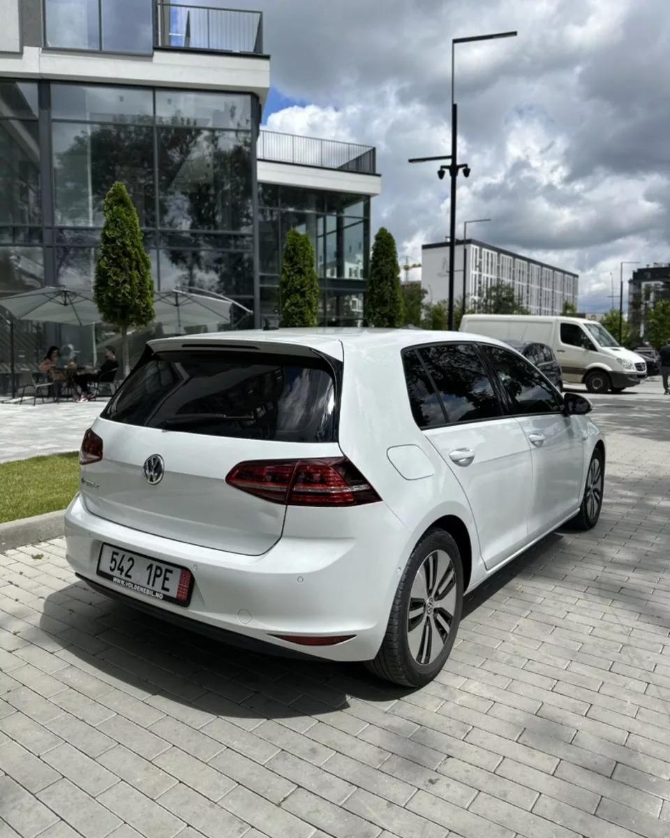 Volkswagen e-Golf  24 kWh 2016thumbnail41