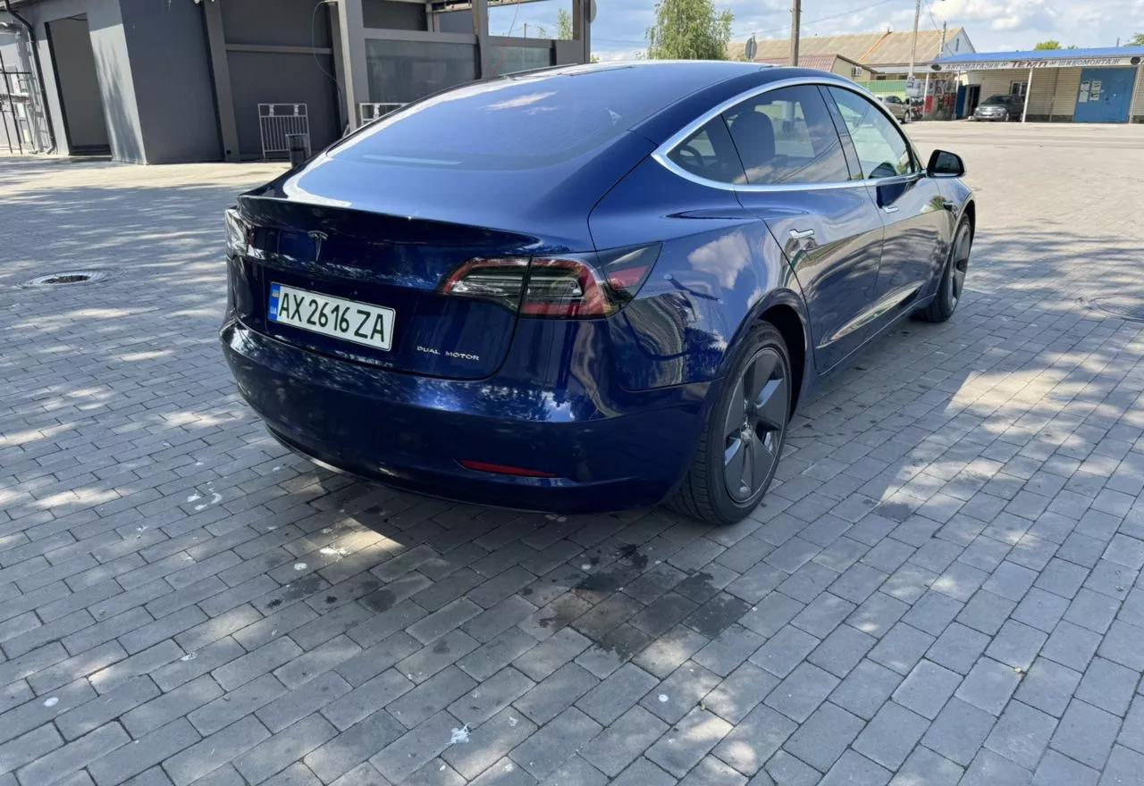 Tesla Model 3  201841