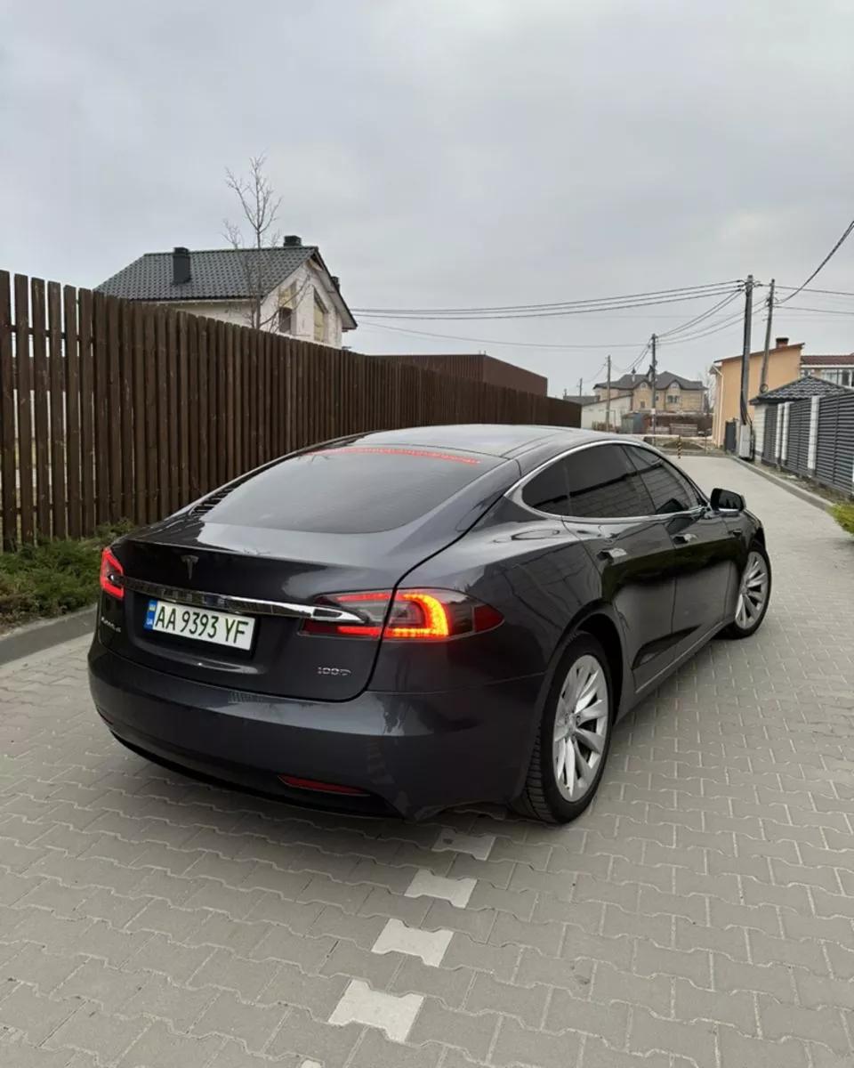 Tesla Model S  100 kWh 2018111
