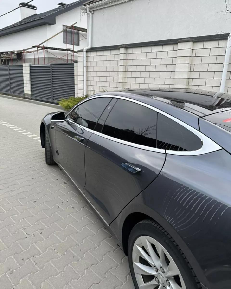 Tesla Model S  100 kWh 2018131