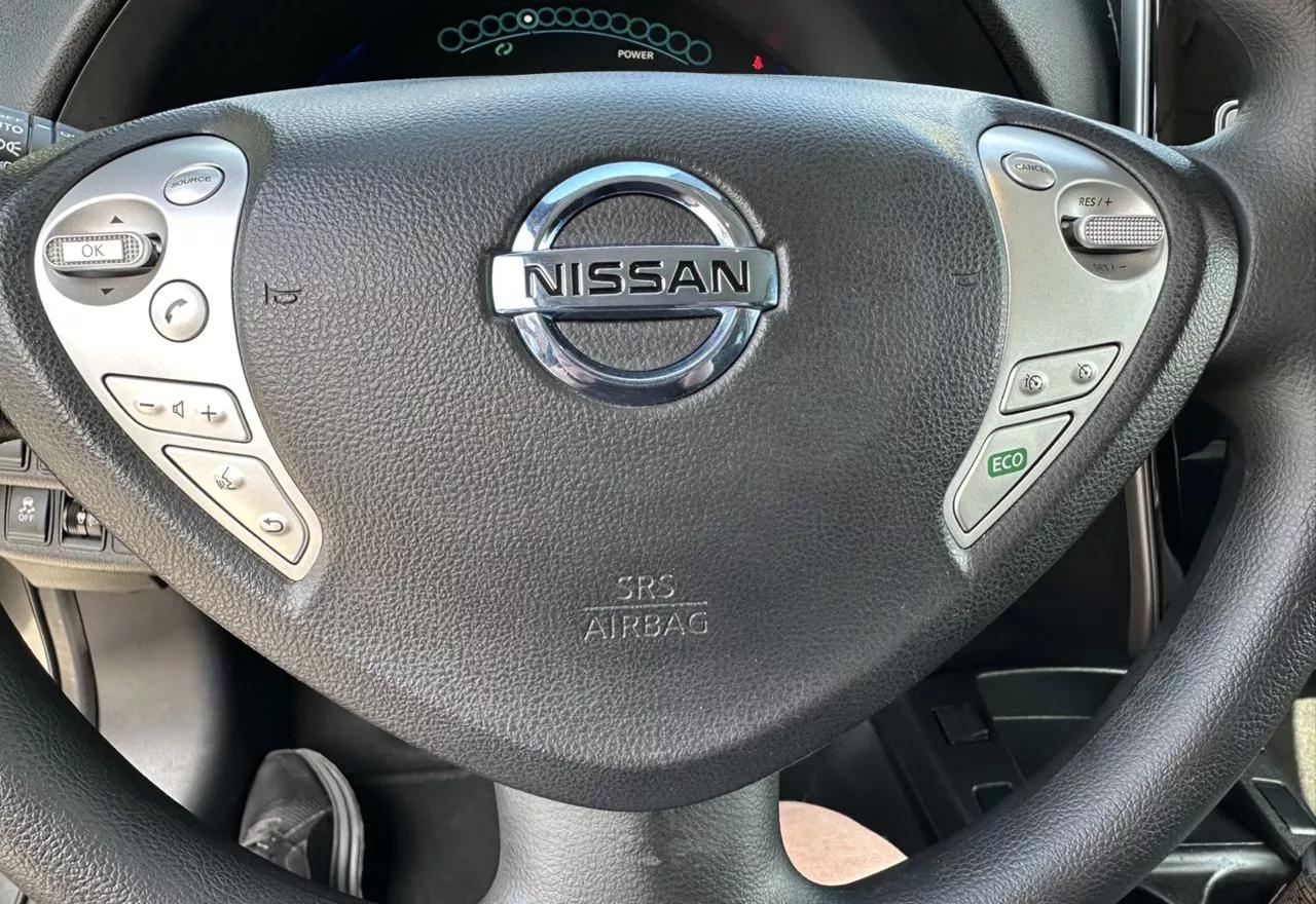 Nissan Leaf  30 kWh 2017thumbnail361